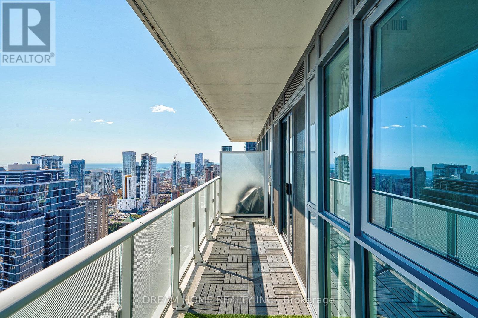 4509 - 7 Grenville Street, Toronto (Bay Street Corridor), Ontario  M4Y 0E9 - Photo 29 - C12911354