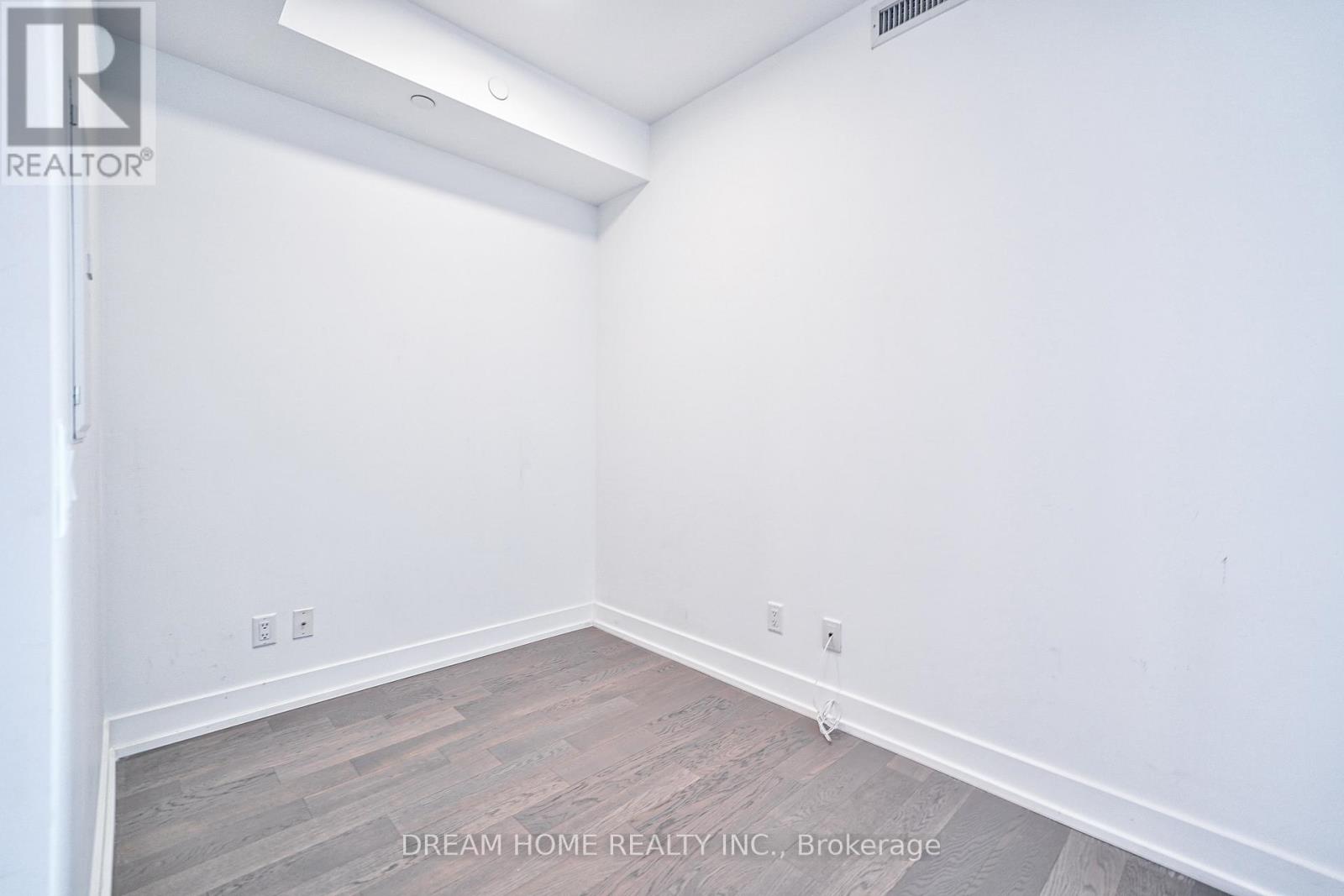 4509 - 7 Grenville Street, Toronto (Bay Street Corridor), Ontario  M4Y 0E9 - Photo 8 - C12911354