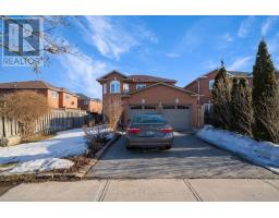 5 CLARESHOLME DRIVE, Toronto, Ontario