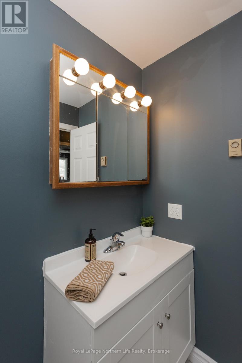 38 Oakdale Road, North Bay, Ontario  P1B 8Y8 - Photo 20 - X12911284