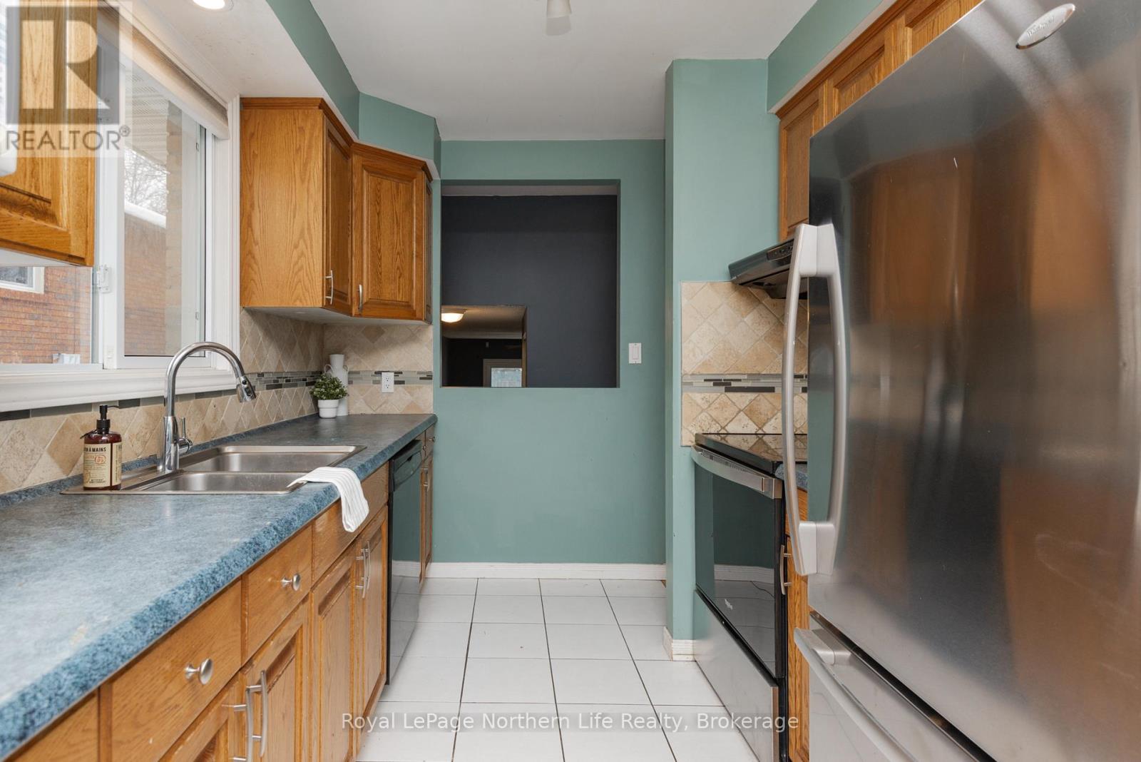 38 Oakdale Road, North Bay, Ontario  P1B 8Y8 - Photo 9 - X12911284