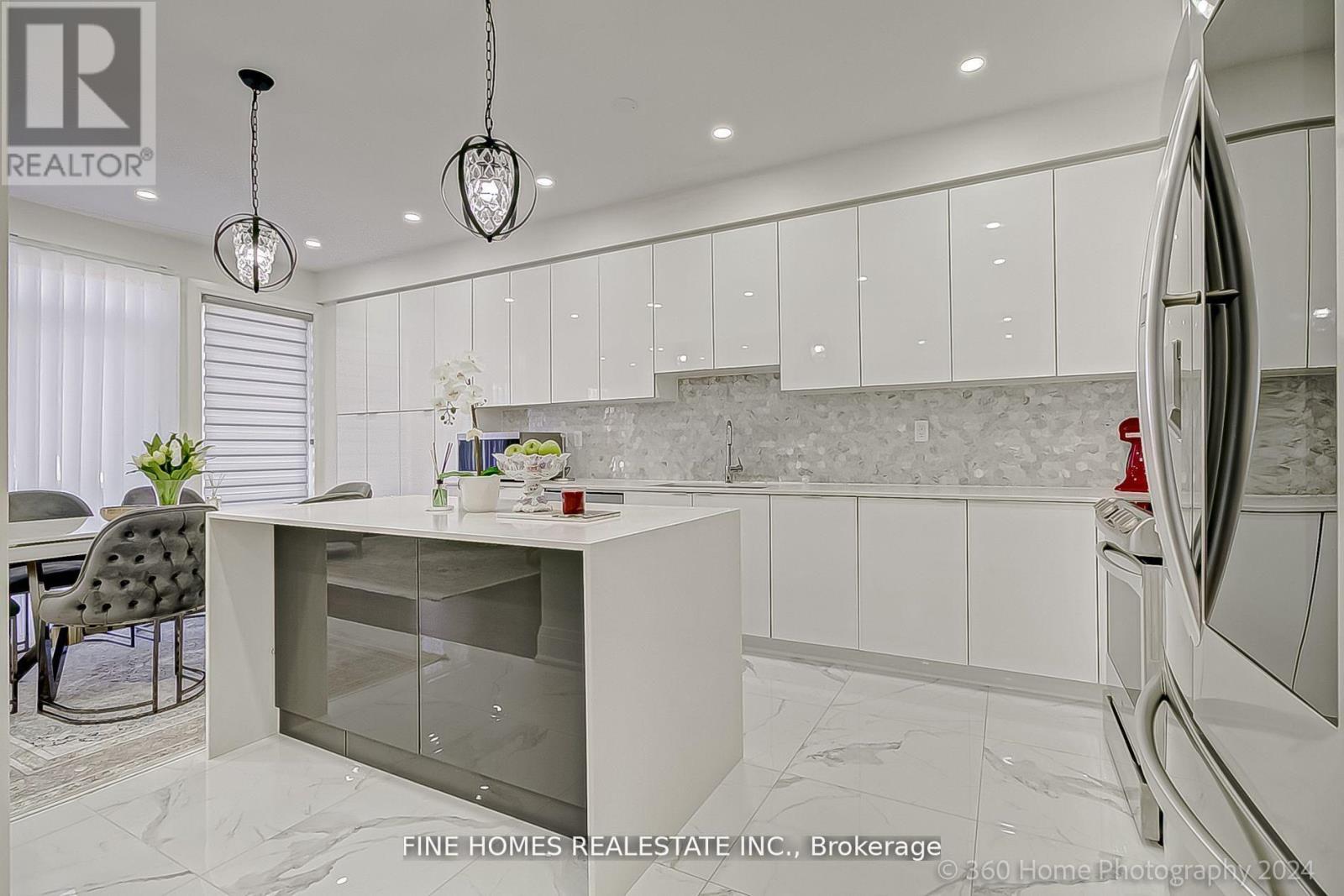 39 Tesla Crescent, East Gwillimbury (Holland Landing), Ontario  L9N 0T3 - Photo 12 - N12911236