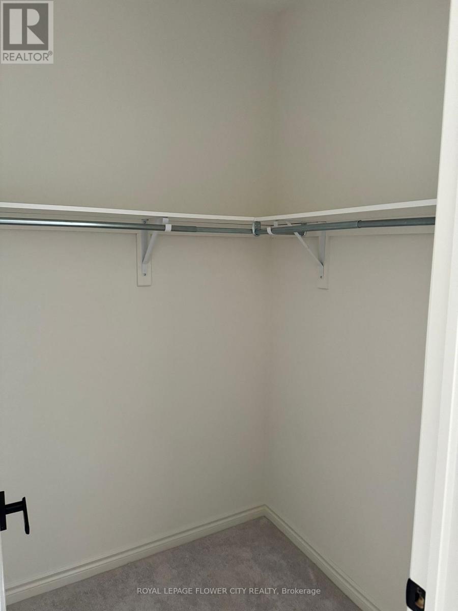 24 Mayapple Street, Adjala-Tosorontio (Colgan), Ontario  L0G 1W0 - Photo 11 - N12911272