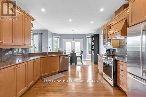 9 Apple Valley Lane, Adjala-Tosorontio, Ontario  L0M 1J0 - Photo 14 - N12911324