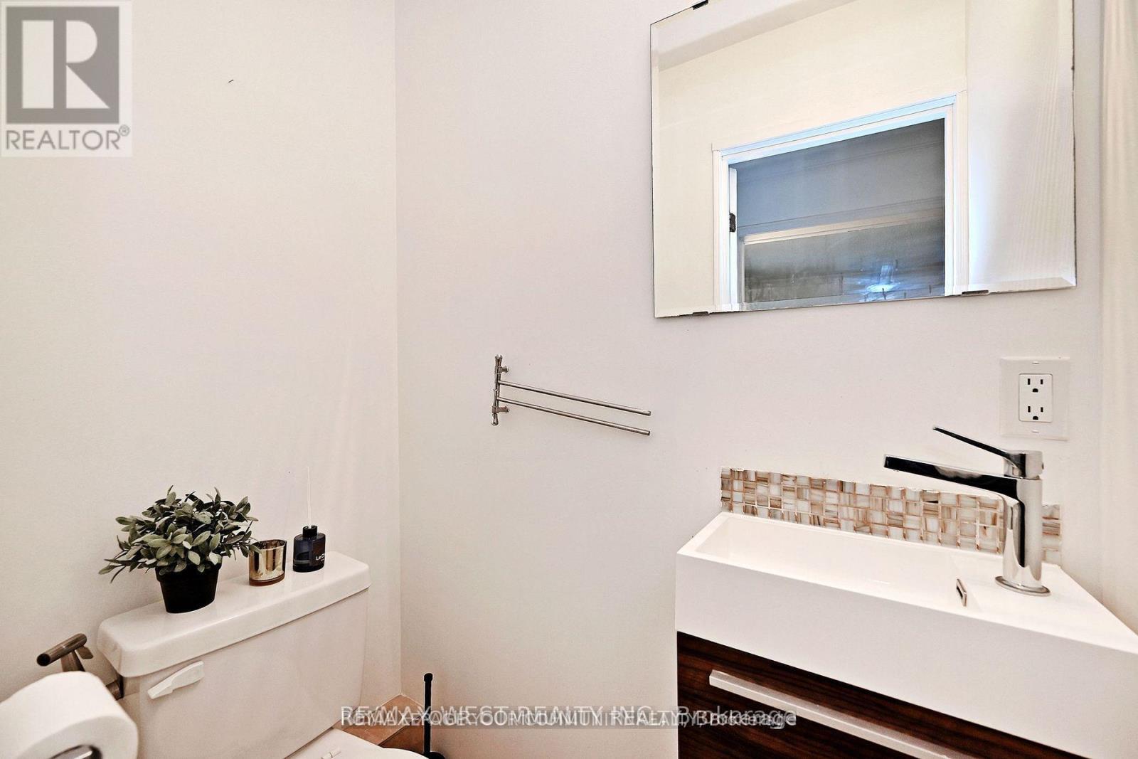 348 Brownridge Drive, Vaughan, Ontario  L4J 5W9 - Photo 16 - N12911352