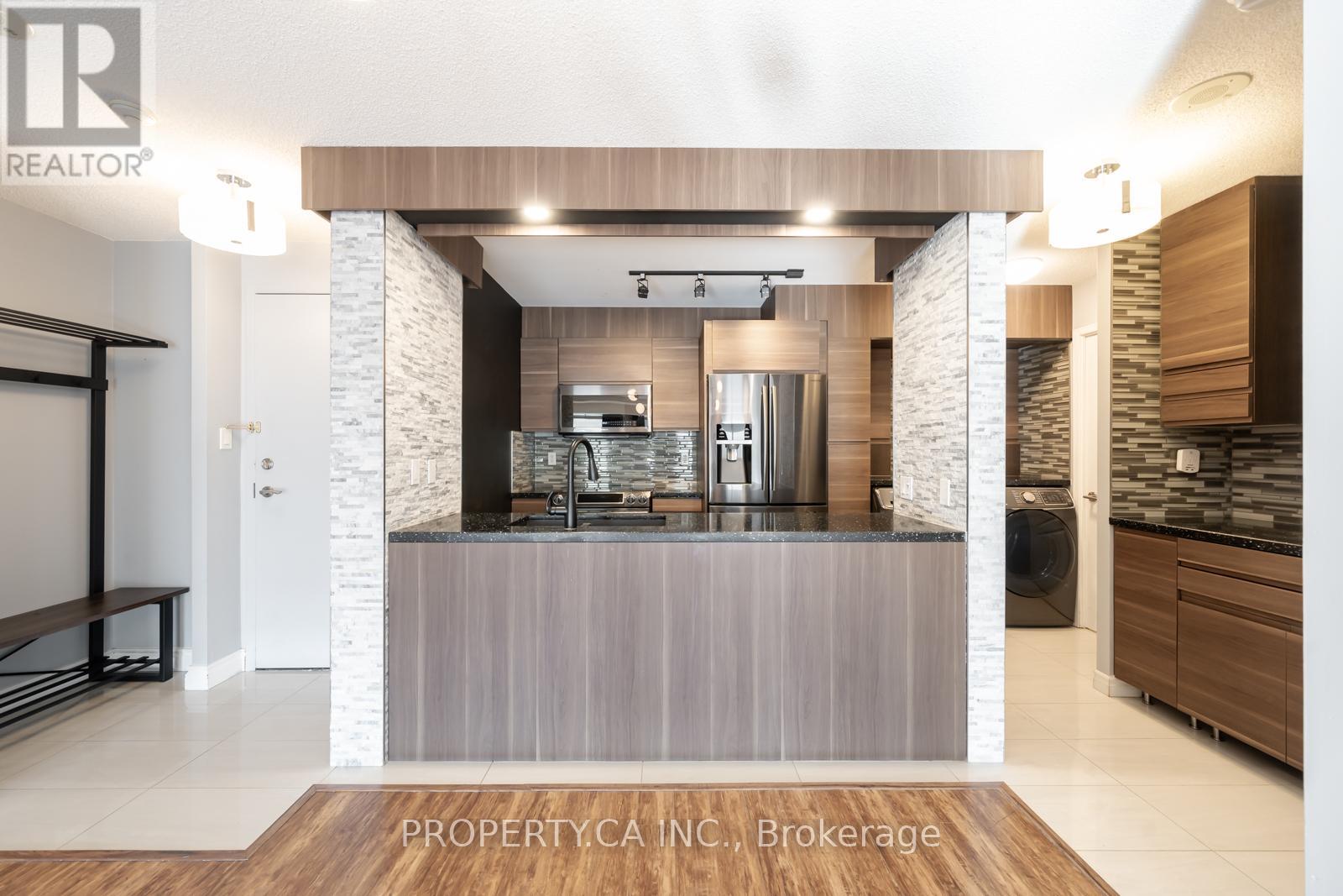 303 - 399 South Park Road, Markham (Commerce Valley), Ontario  L3T 0B8 - Photo 21 - N12911358