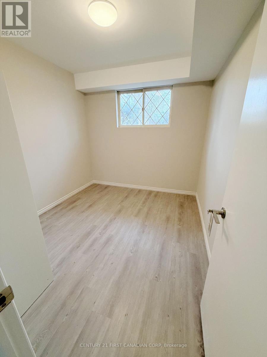 Lower Level - 711 Algoma Avenue, London North, Ontario  N5X 1W4 - Photo 8 - X12891276