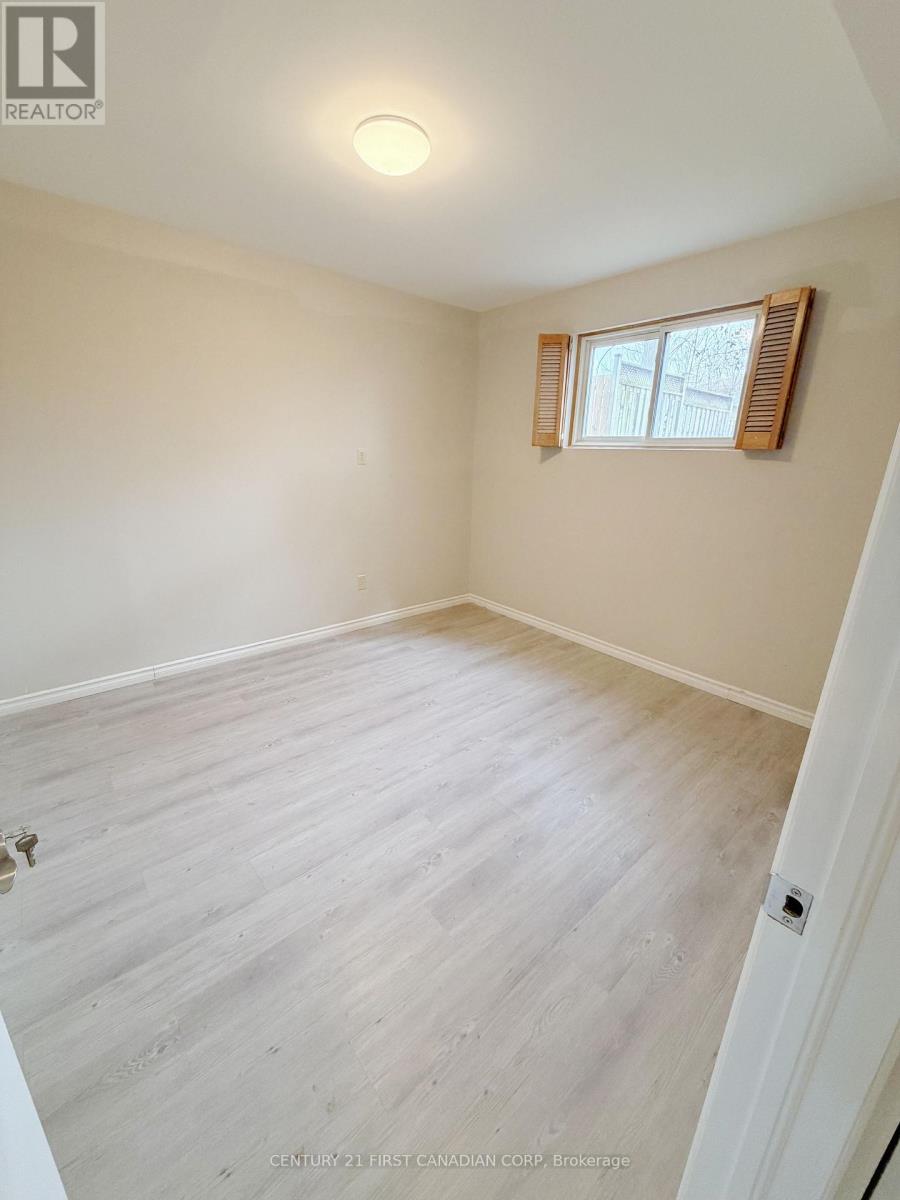 Lower Level - 711 Algoma Avenue, London North, Ontario  N5X 1W4 - Photo 6 - X12891276