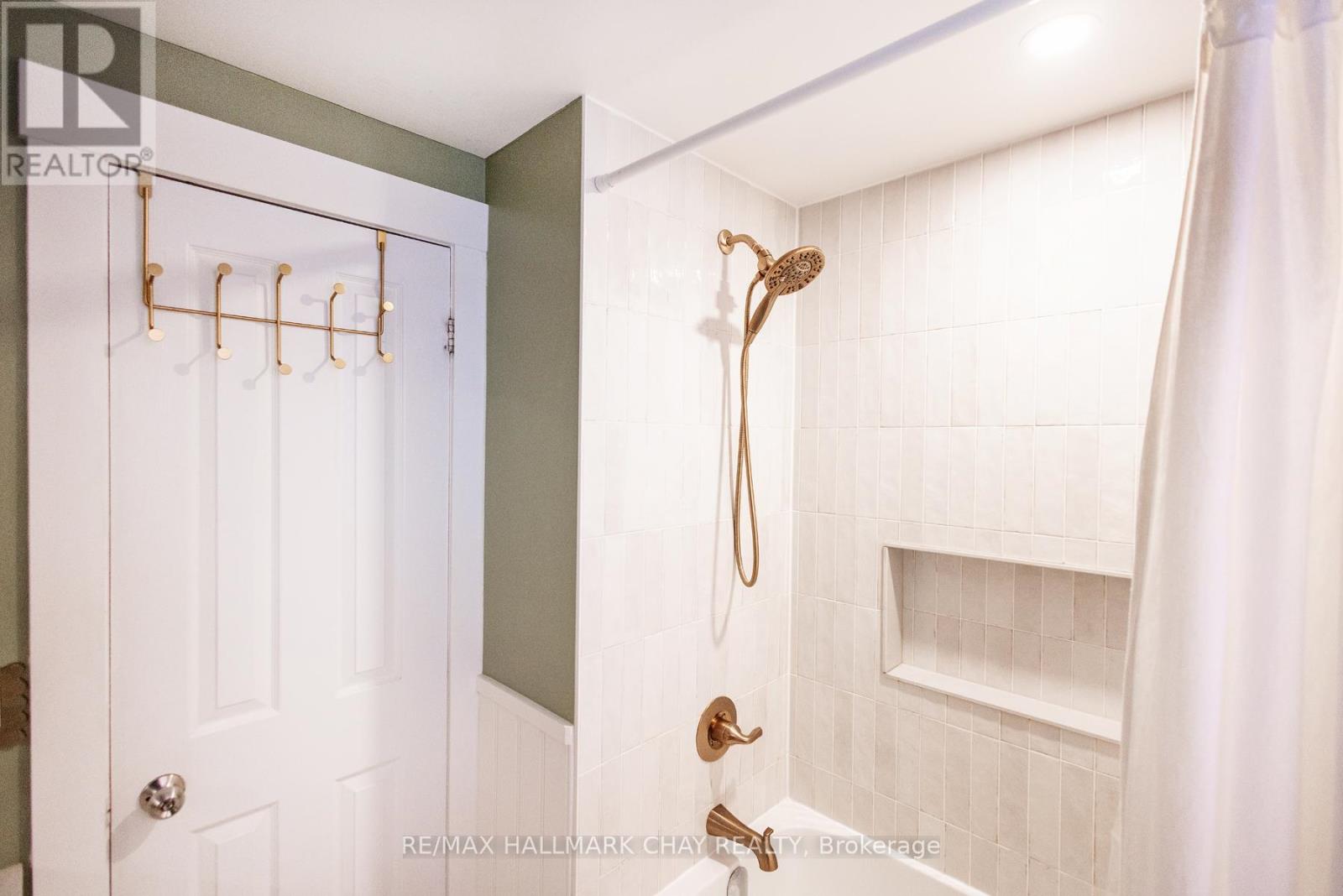 35 Geddes Crescent, Barrie (Northwest), Ontario  L4N 7B2 - Photo 14 - S12911242