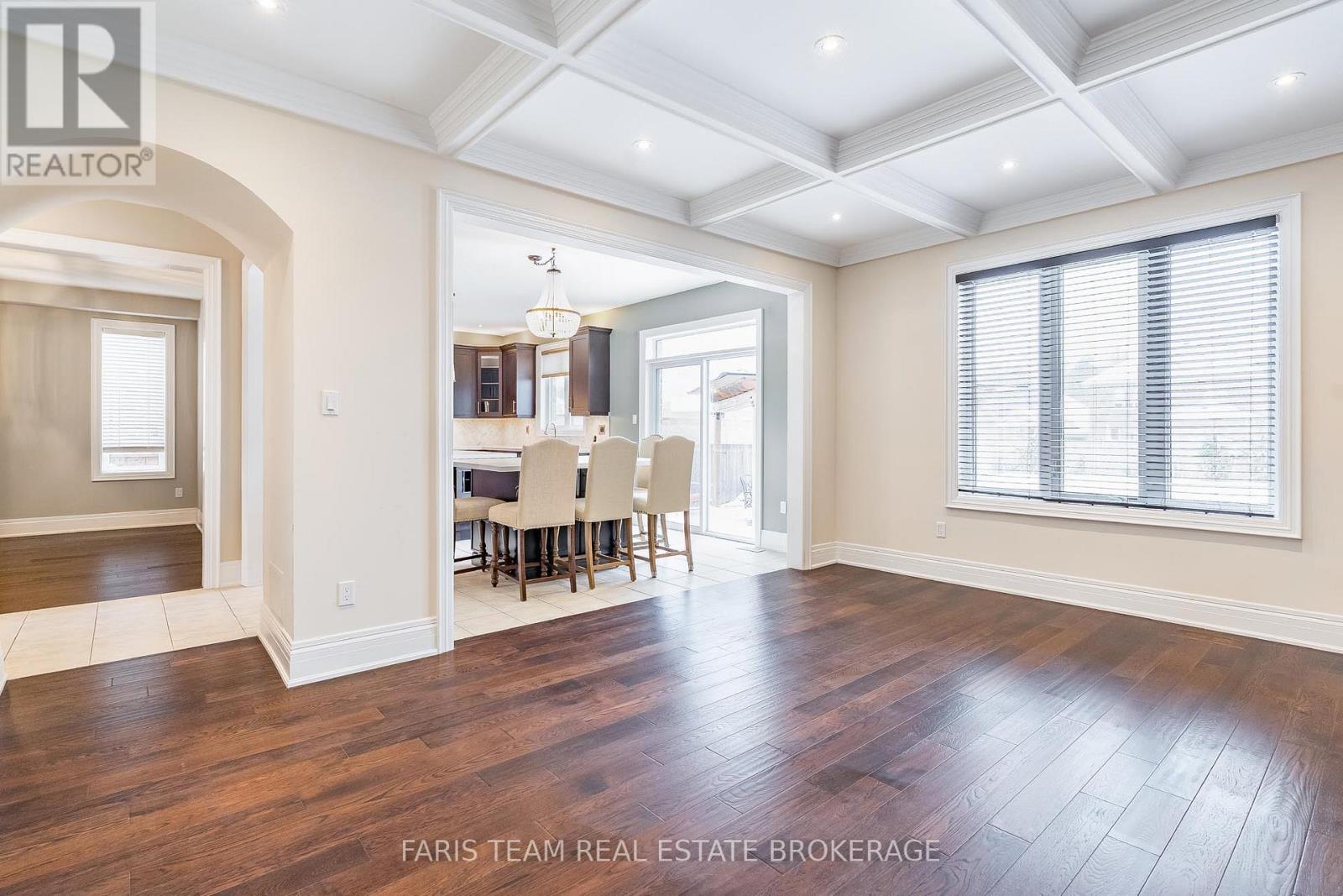 27 Marks Road, Springwater, Ontario  L9X 0S5 - Photo 14 - S12911304