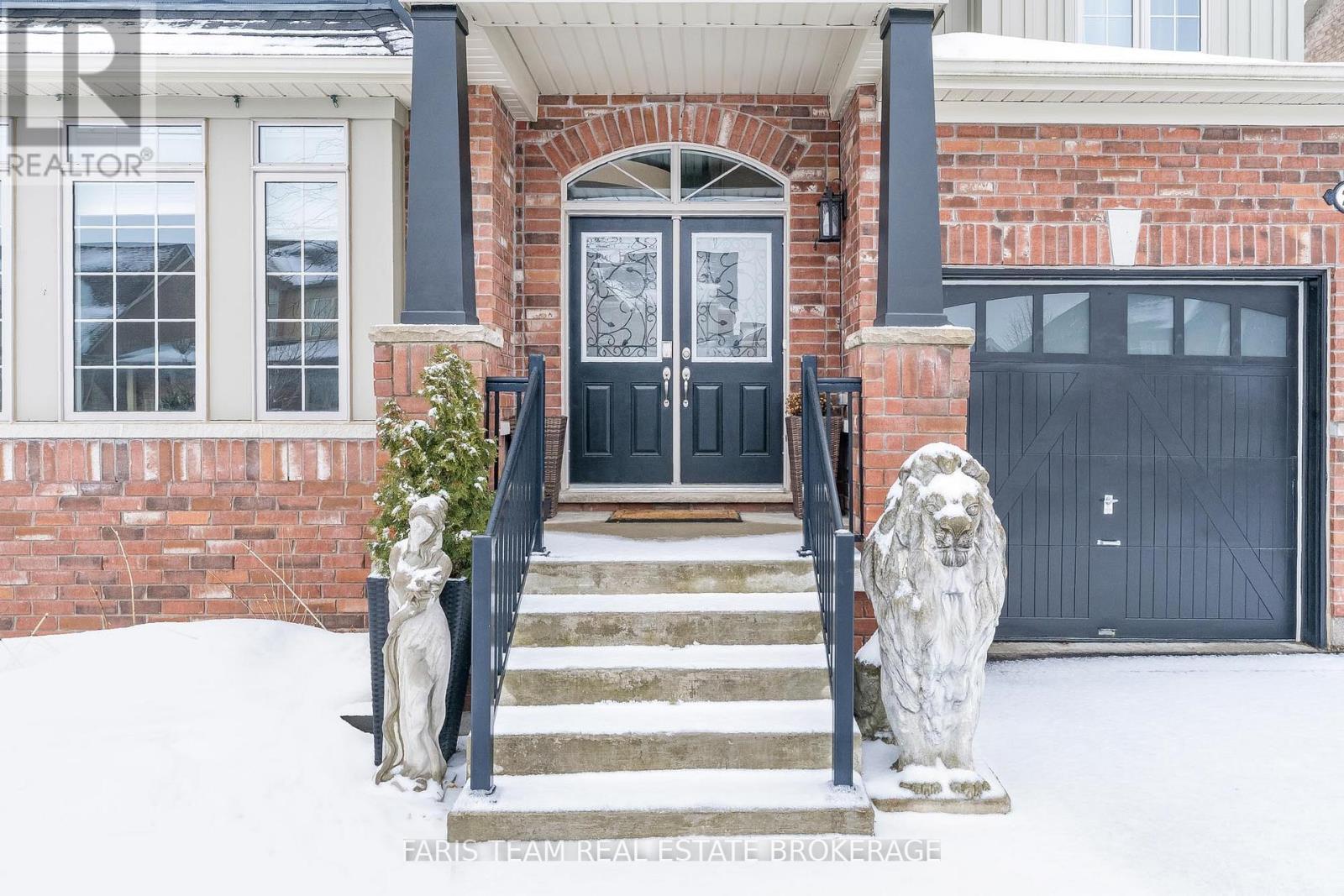 27 Marks Road, Springwater, Ontario  L9X 0S5 - Photo 3 - S12911304