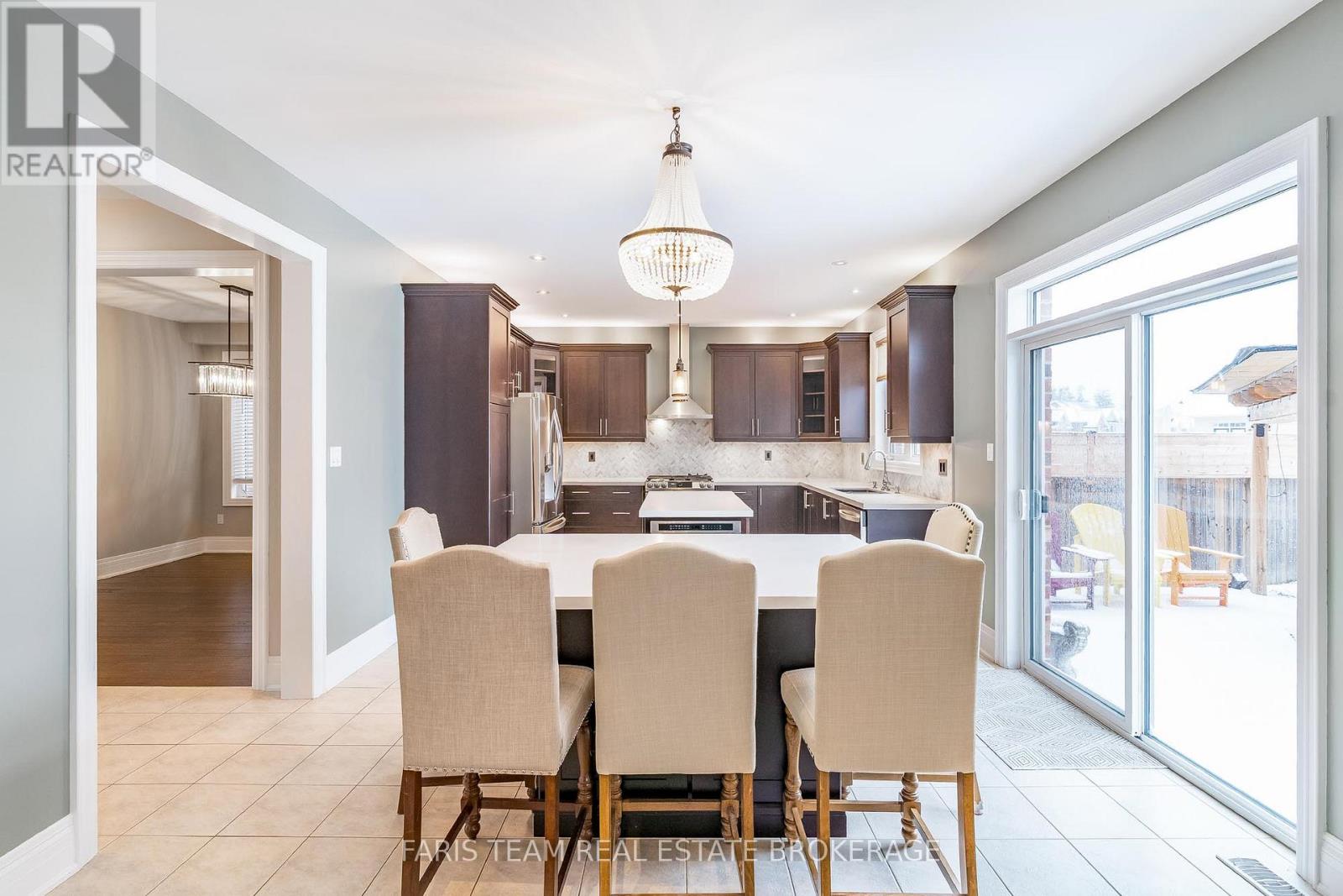 27 Marks Road, Springwater, Ontario  L9X 0S5 - Photo 4 - S12911304