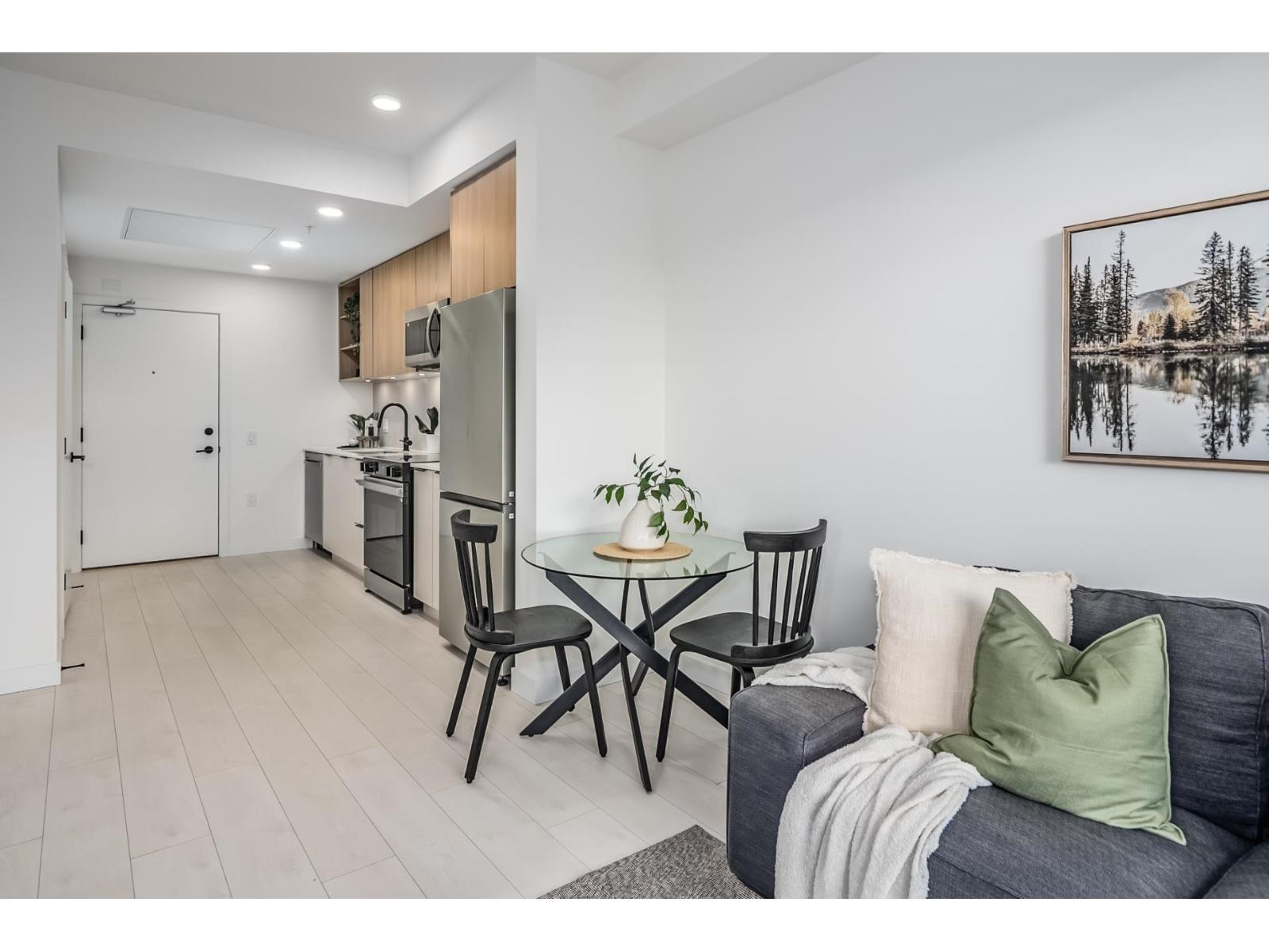 615 13439 94a Avenue, Surrey, British Columbia  V3V 0G9 - Photo 11 - R3102344