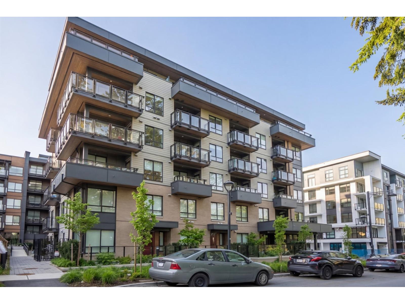 615 13439 94a Avenue, Surrey, British Columbia  V3V 0G9 - Photo 2 - R3102344