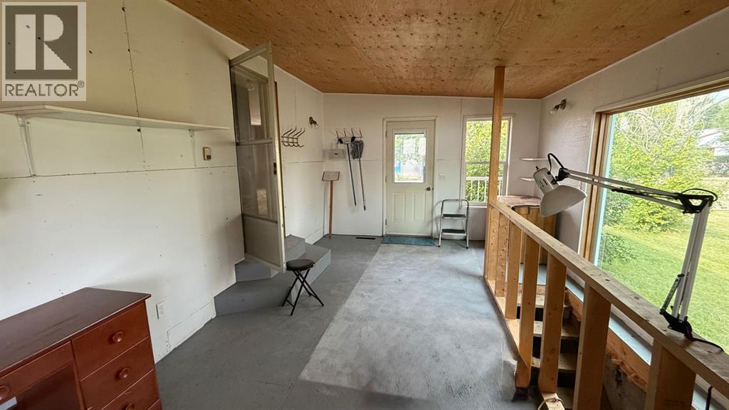 201 3 Avenue Se, Youngstown, Alberta  T0J 3P0 - Photo 4 - A2261865