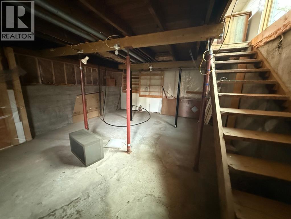 201 3 Avenue Se, Youngstown, Alberta  T0J 3P0 - Photo 5 - A2261865