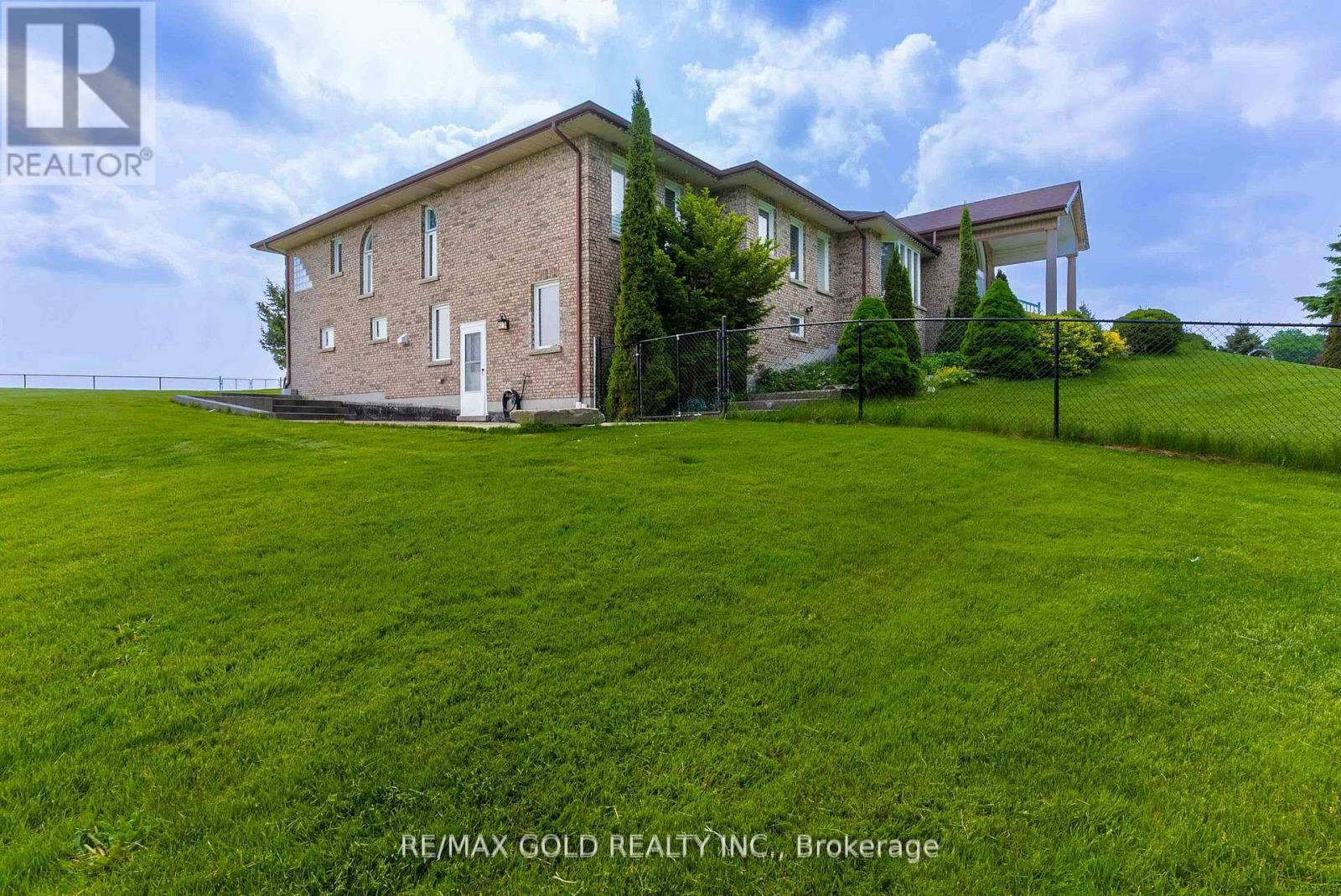 45 Humber Trail, Caledon, Ontario  L7E 0B2 - Photo 47 - W12911254