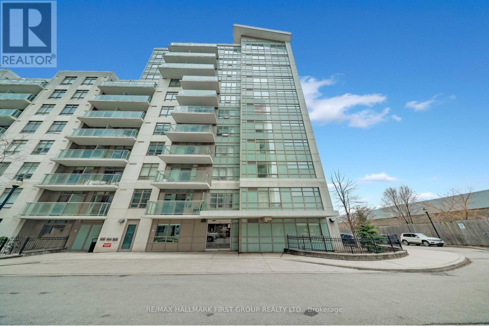 918 - 812 Lansdowne Avenue, Toronto (Dovercourt-Wallace Emerson-Junction), Ontario  M6H 4K3 - Photo 33 - W12911262