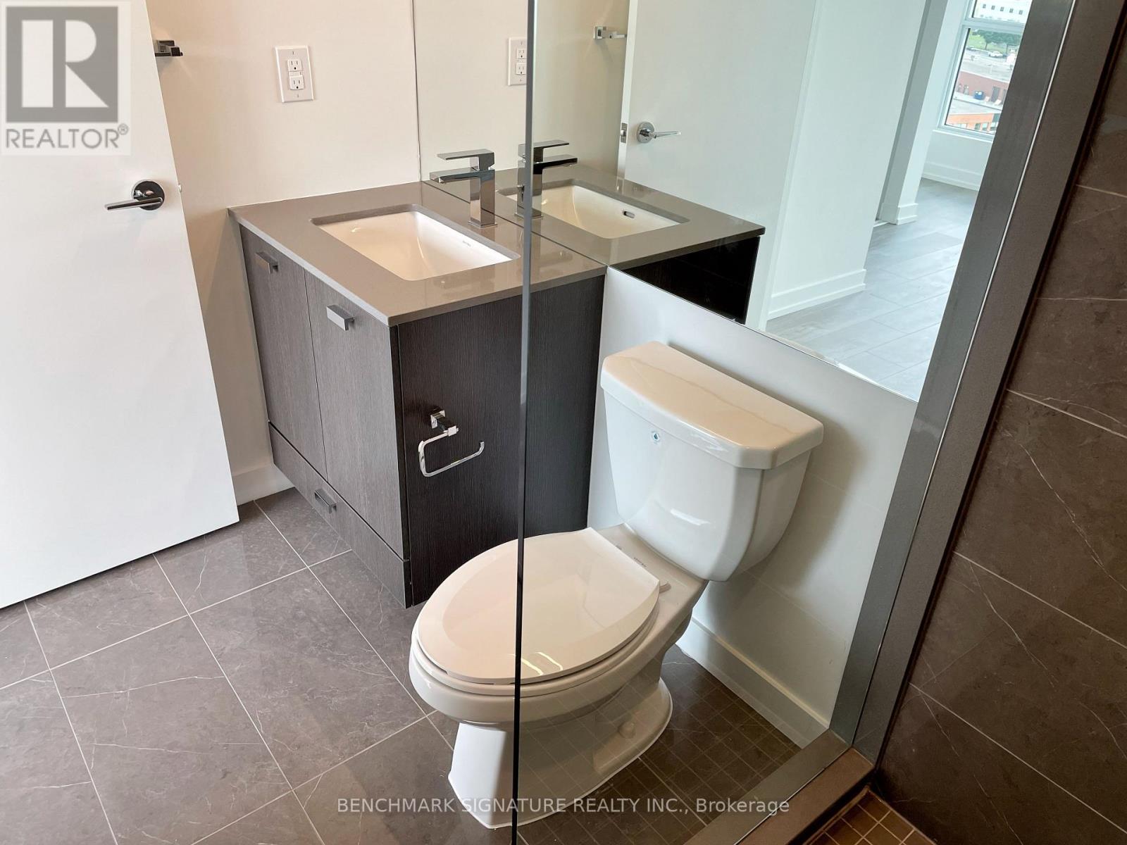 1204 - 10 De Boers Drive, Toronto (York University Heights), Ontario  M3J 0L6 - Photo 8 - W12911286