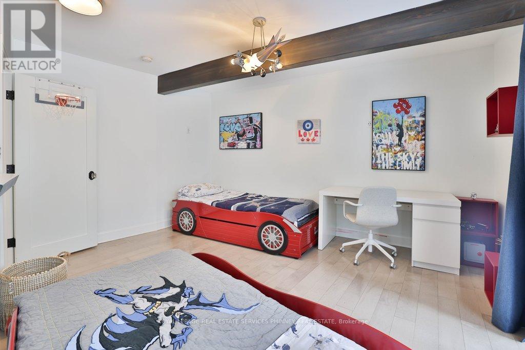 1352 Nocturne Court, Mississauga, Ontario  L5H 2L8 - Photo 18 - W12911338