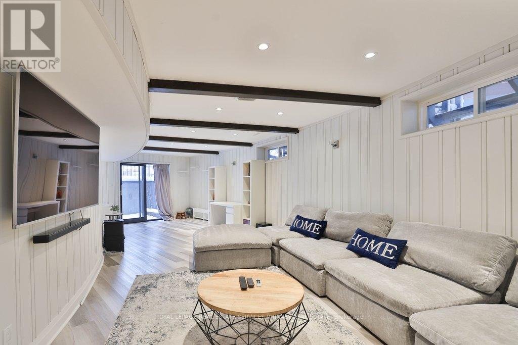 1352 Nocturne Court, Mississauga, Ontario  L5H 2L8 - Photo 22 - W12911338