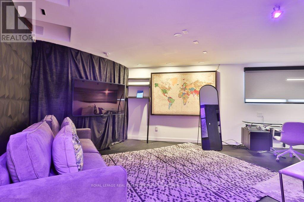 1352 Nocturne Court, Mississauga, Ontario  L5H 2L8 - Photo 25 - W12911338