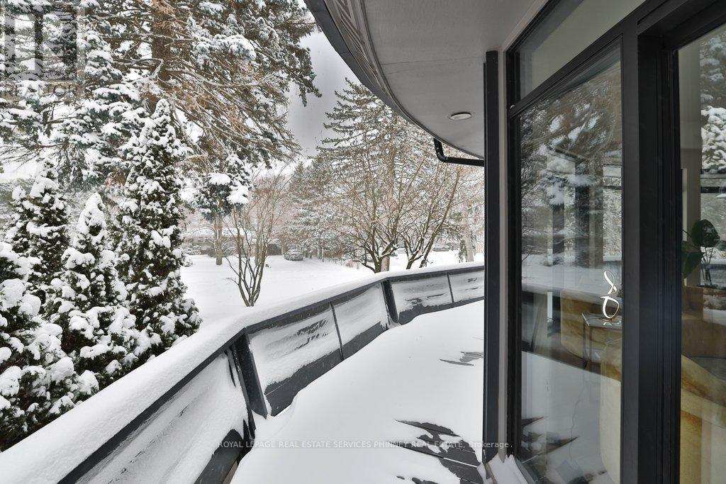 1352 Nocturne Court, Mississauga, Ontario  L5H 2L8 - Photo 34 - W12911338