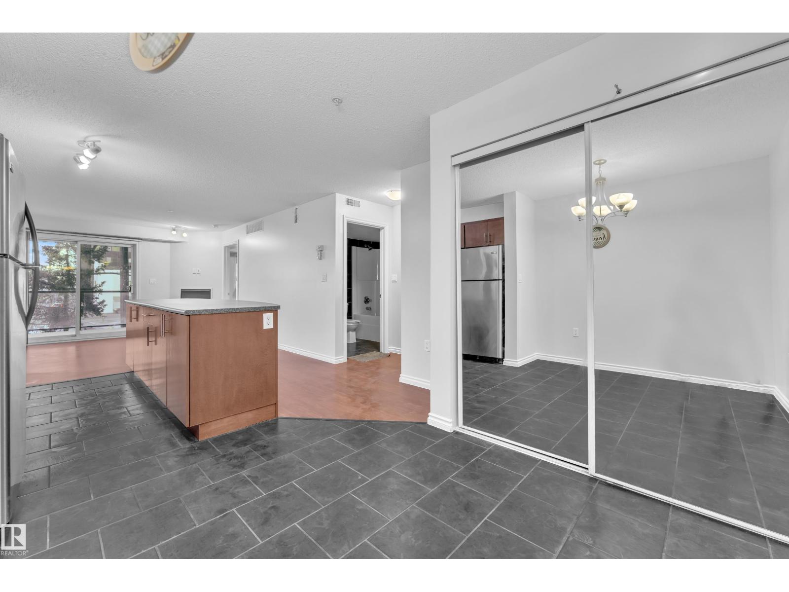 #210 10118 106 Av Nw, Edmonton, Alberta  T5H 0B8 - Photo 13 - E4478716