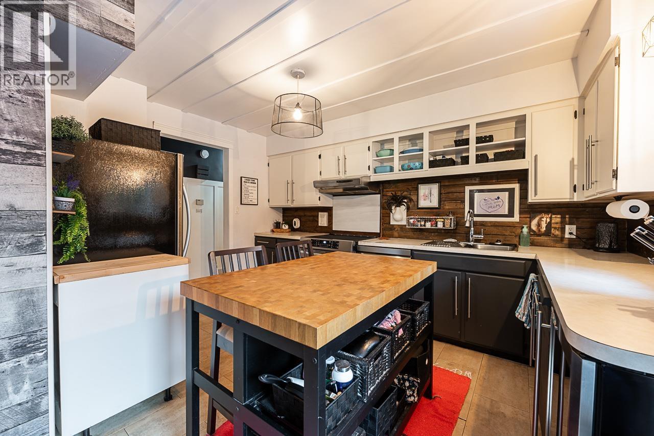 635 Midvale Street, Coquitlam, British Columbia  V3J 6M1 - Photo 8 - R3102167