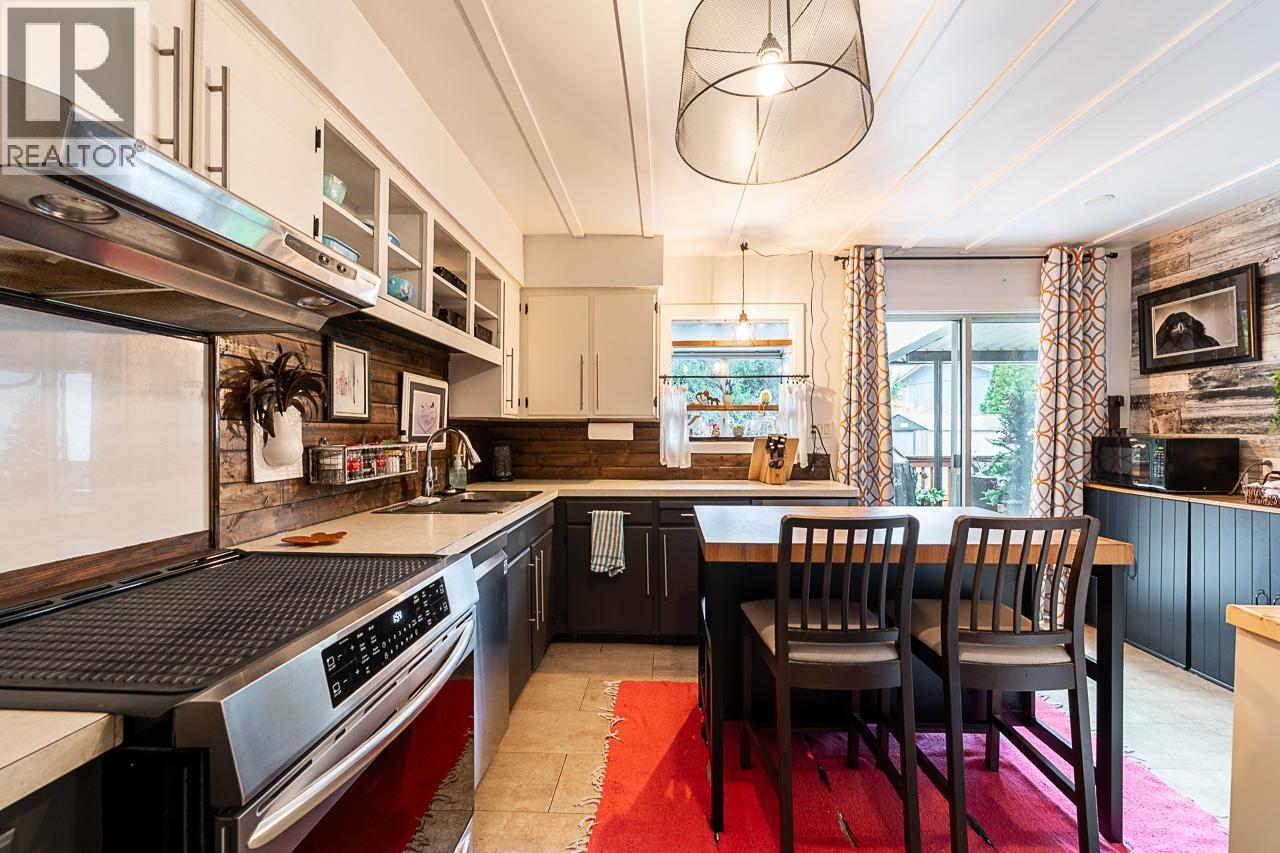 635 Midvale Street, Coquitlam, British Columbia  V3J 6M1 - Photo 7 - R3102167