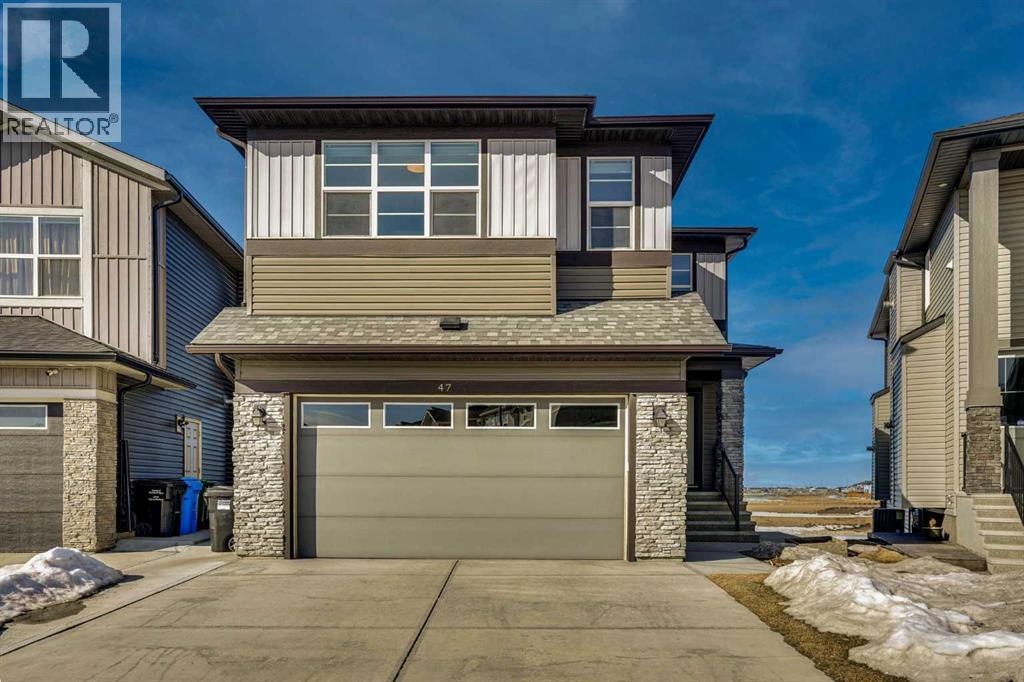 47 Corner Meadows Row NE, Calgary, Alberta