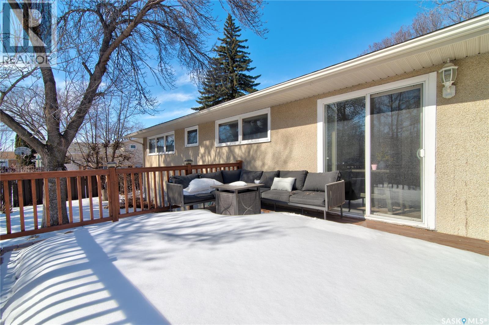 31 Crossley Bay, Regina, Saskatchewan  S4R 7C2 - Photo 38 - SK031087
