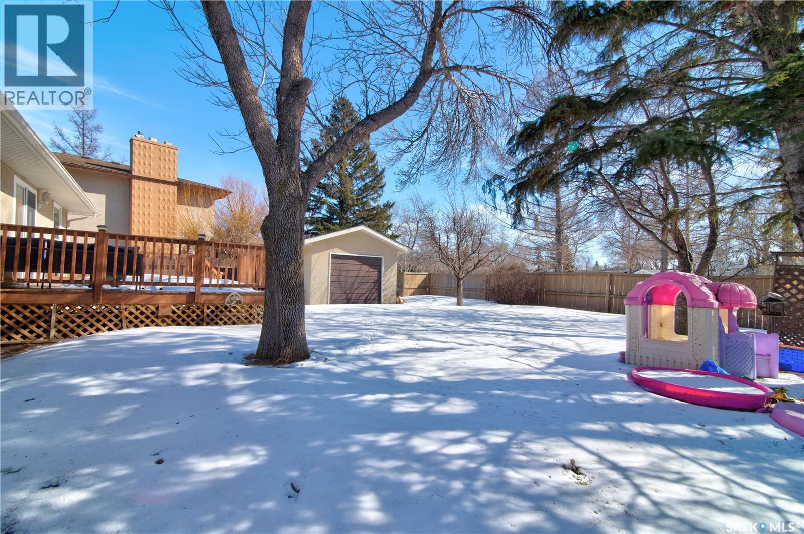 31 Crossley Bay, Regina, Saskatchewan  S4R 7C2 - Photo 46 - SK031087