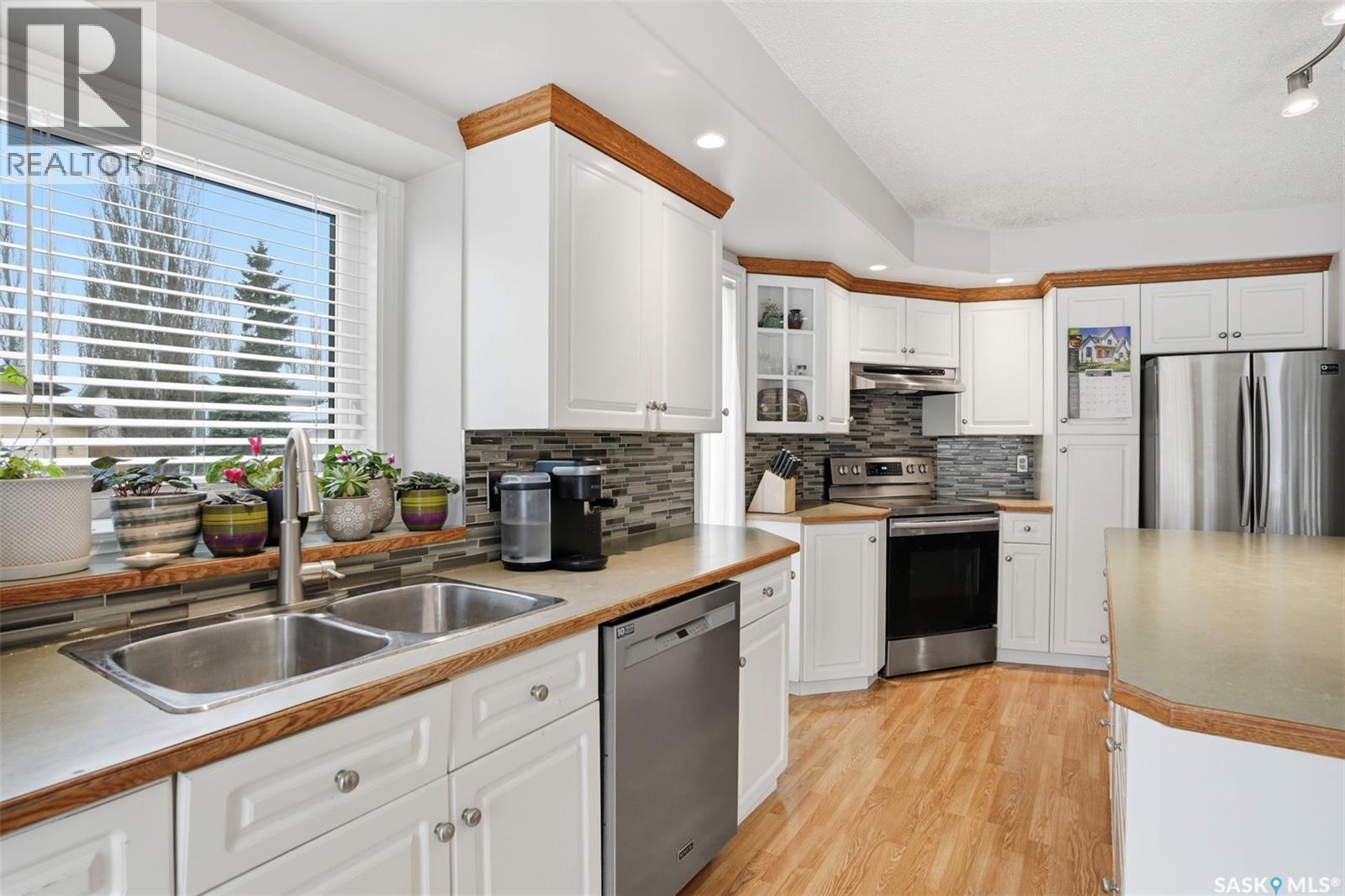 438 Cowley Place, Saskatoon, Saskatchewan  S7N 3X3 - Photo 8 - SK031079