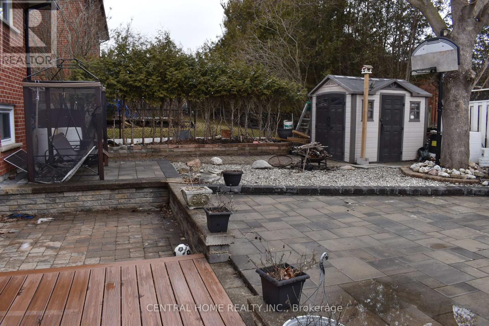 100 Biehn Drive, Kitchener, Ontario  N2R 1M5 - Photo 4 - X12911230