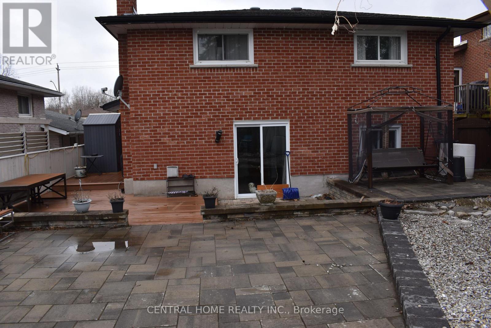 100 Biehn Drive, Kitchener, Ontario  N2R 1M5 - Photo 5 - X12911230