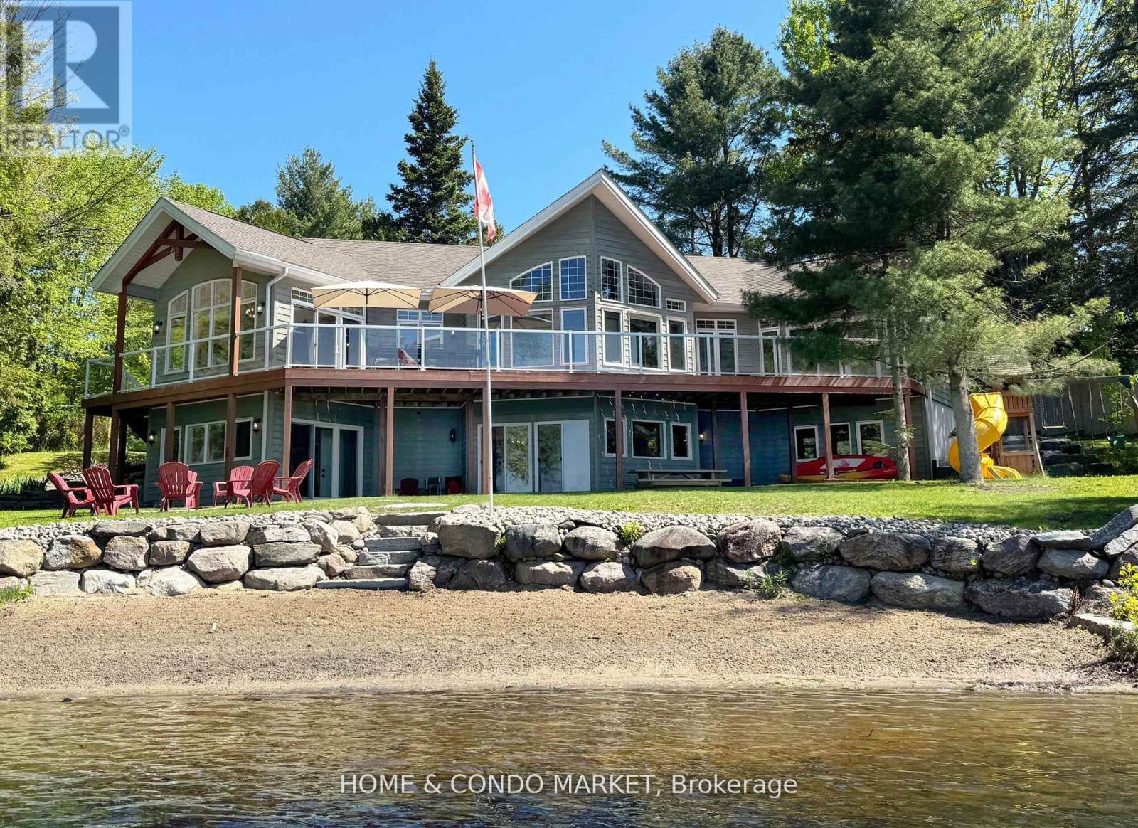 14 CHARLES AVENUE, McKellar, Ontario