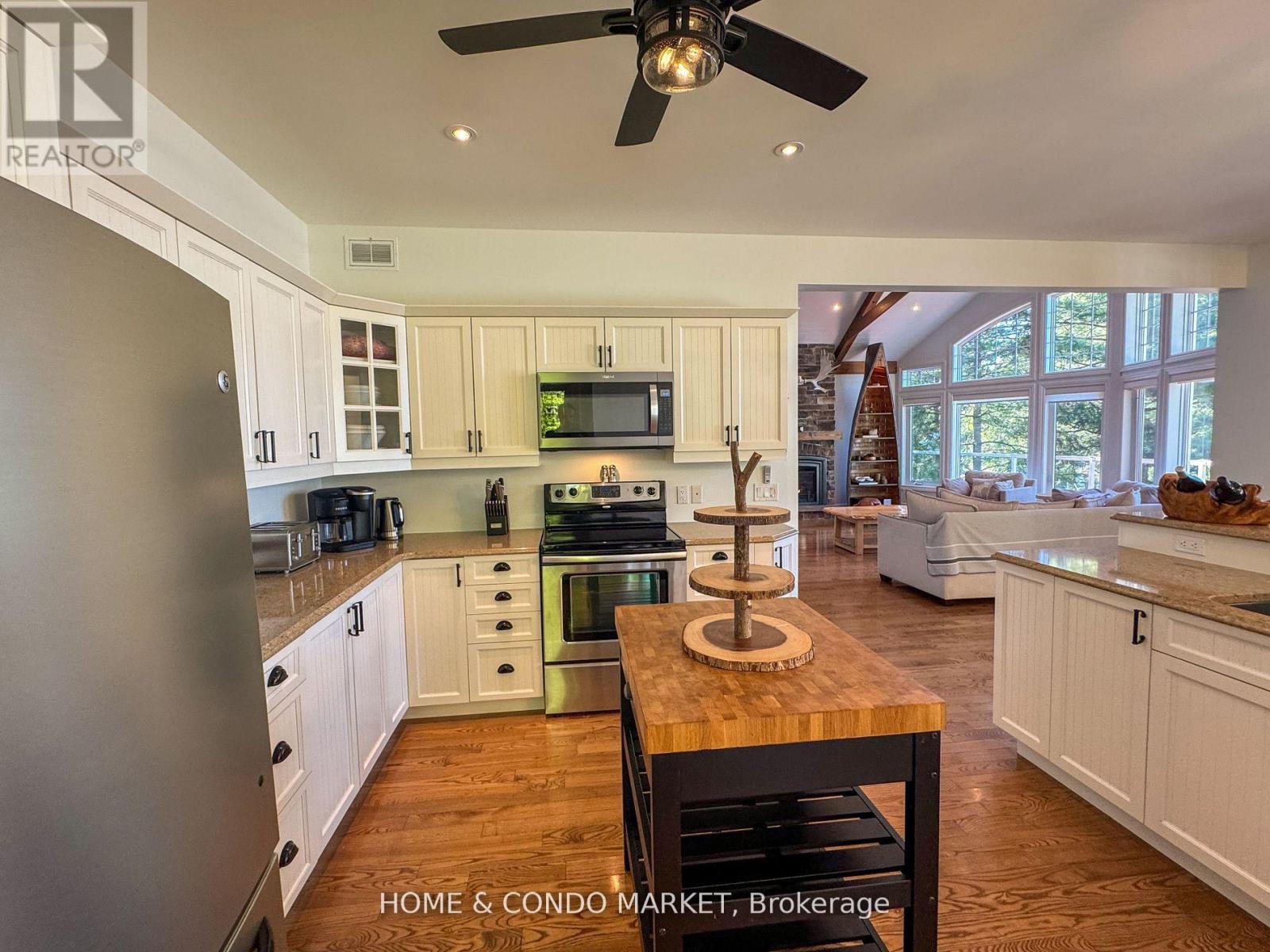 14 Charles Avenue, Mckellar, Ontario  P2A 0B4 - Photo 12 - X12911270