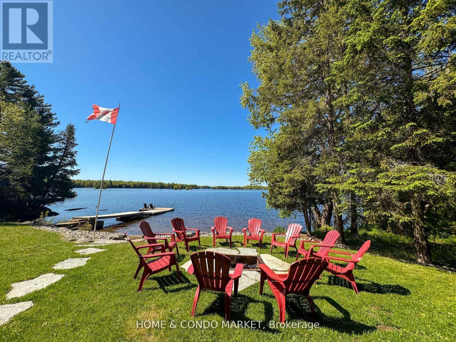 14 Charles Avenue, Mckellar, Ontario  P2A 0B4 - Photo 3 - X12911270