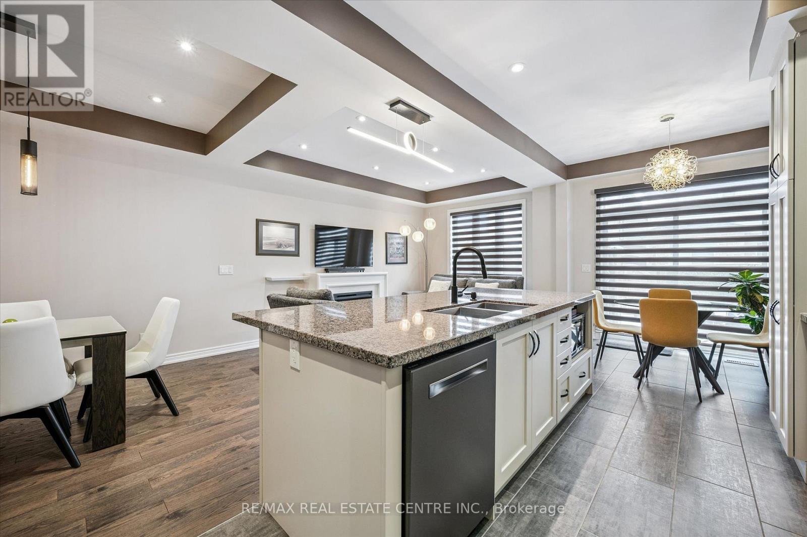 42 Stonehill Avenue, Kitchener, Ontario  N2R 0N8 - Photo 13 - X12911288