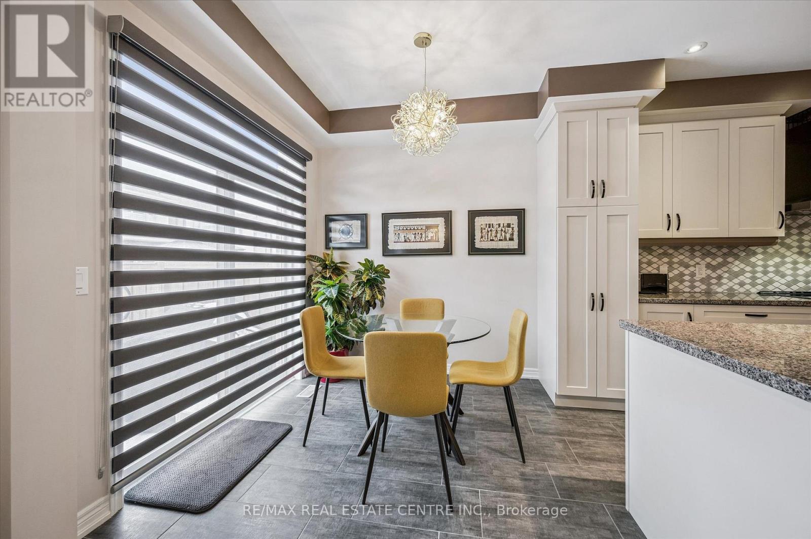 42 Stonehill Avenue, Kitchener, Ontario  N2R 0N8 - Photo 17 - X12911288