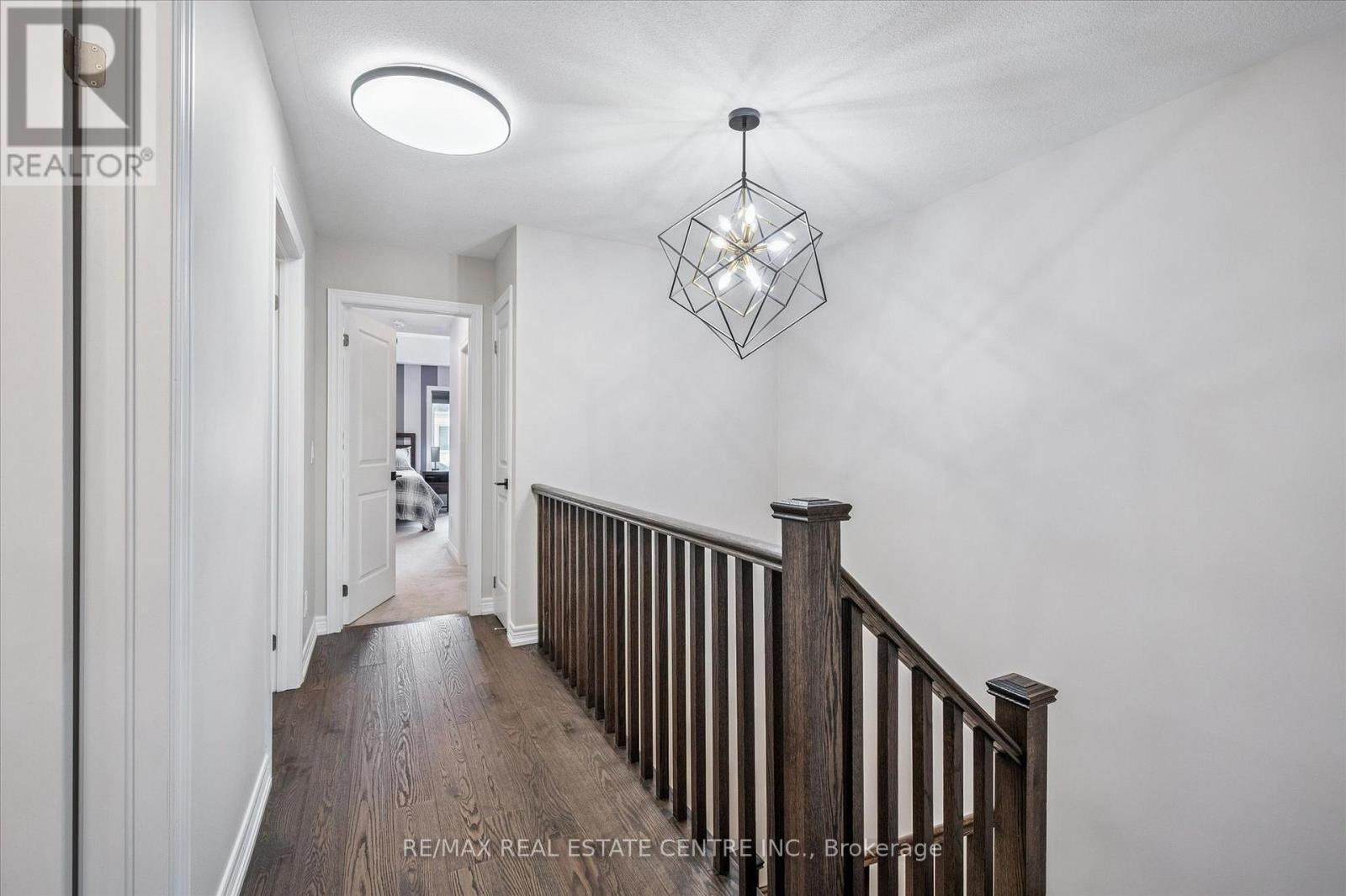 42 Stonehill Avenue, Kitchener, Ontario  N2R 0N8 - Photo 19 - X12911288