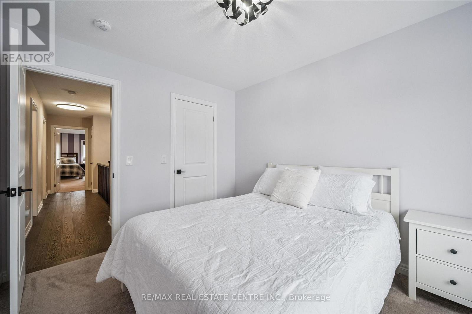 42 Stonehill Avenue, Kitchener, Ontario  N2R 0N8 - Photo 26 - X12911288