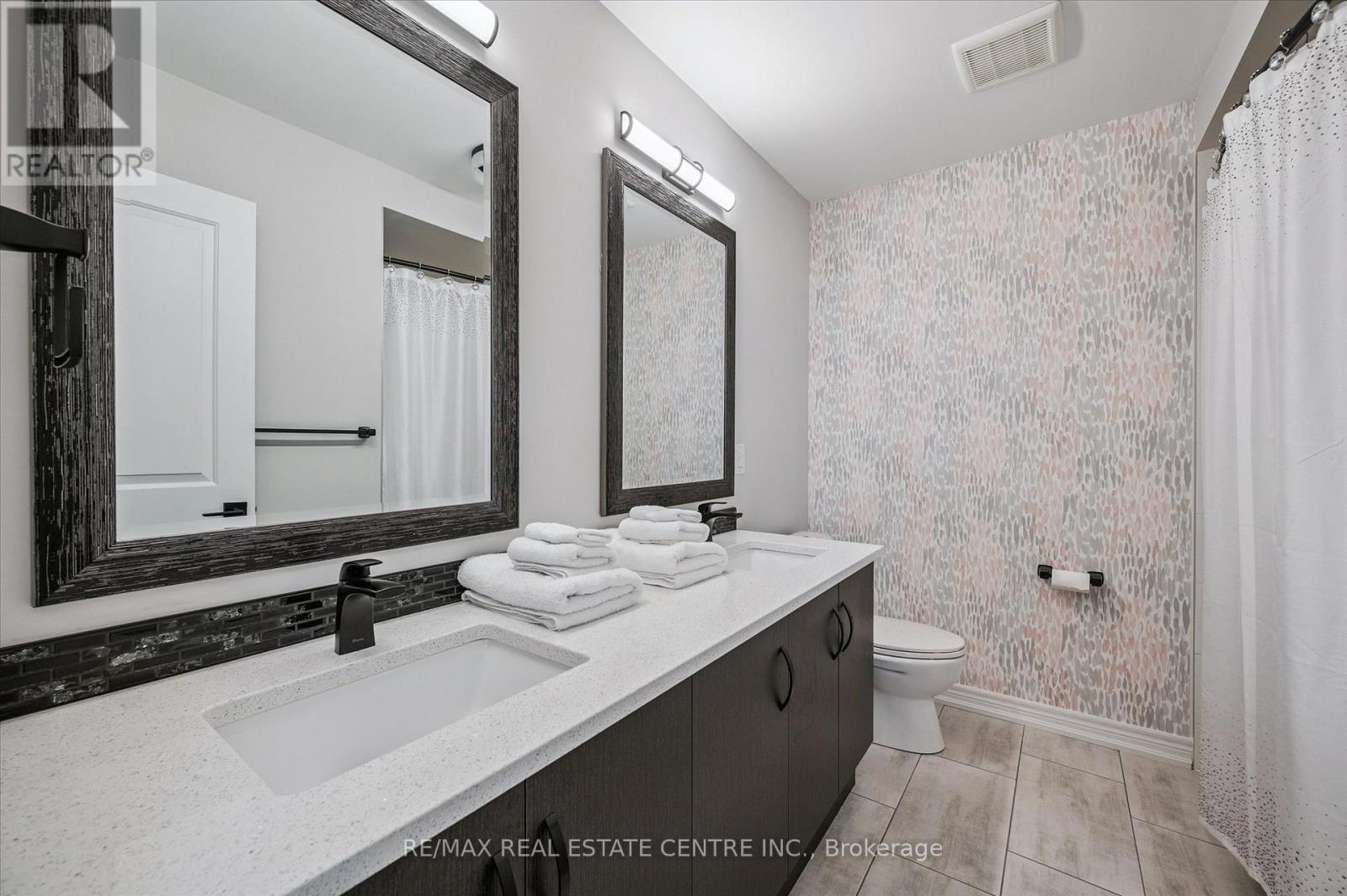 42 Stonehill Avenue, Kitchener, Ontario  N2R 0N8 - Photo 29 - X12911288