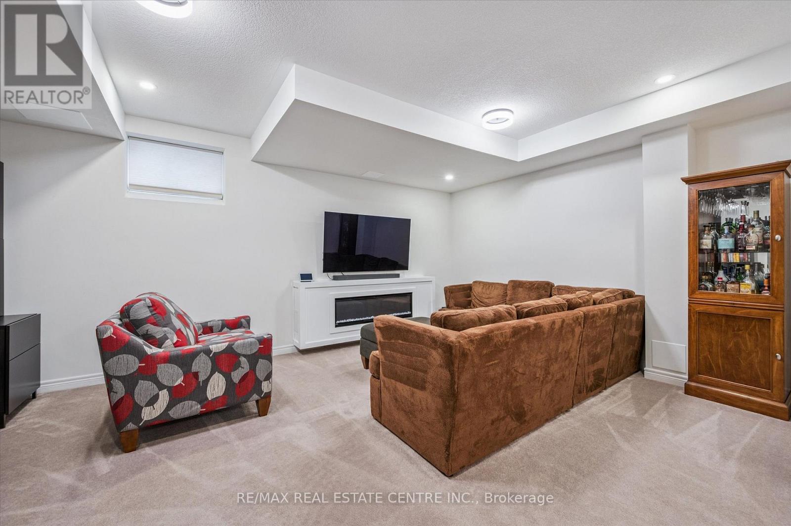 42 Stonehill Avenue, Kitchener, Ontario  N2R 0N8 - Photo 31 - X12911288