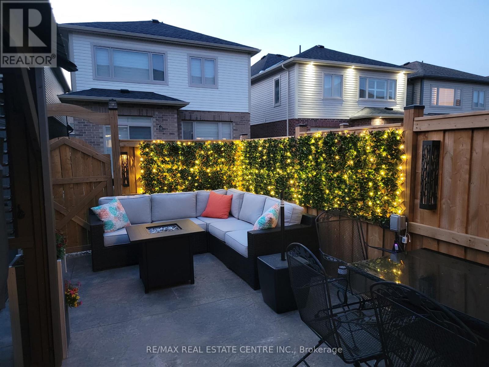 42 Stonehill Avenue, Kitchener, Ontario  N2R 0N8 - Photo 37 - X12911288