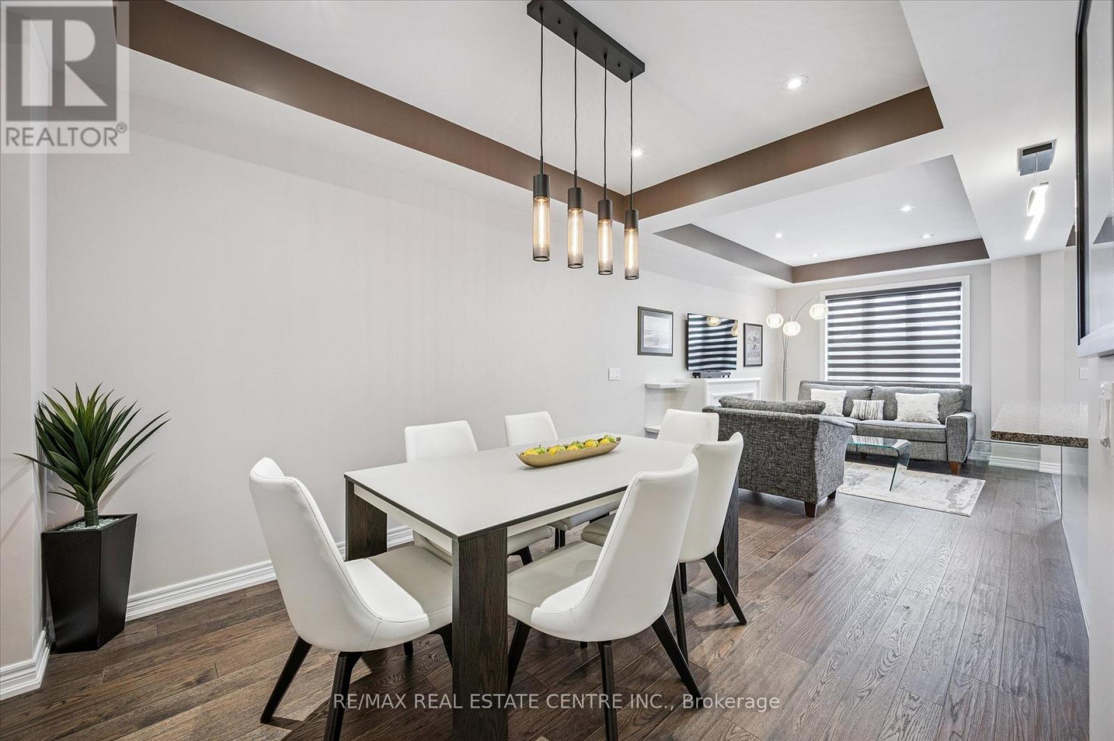 42 Stonehill Avenue, Kitchener, Ontario  N2R 0N8 - Photo 8 - X12911288