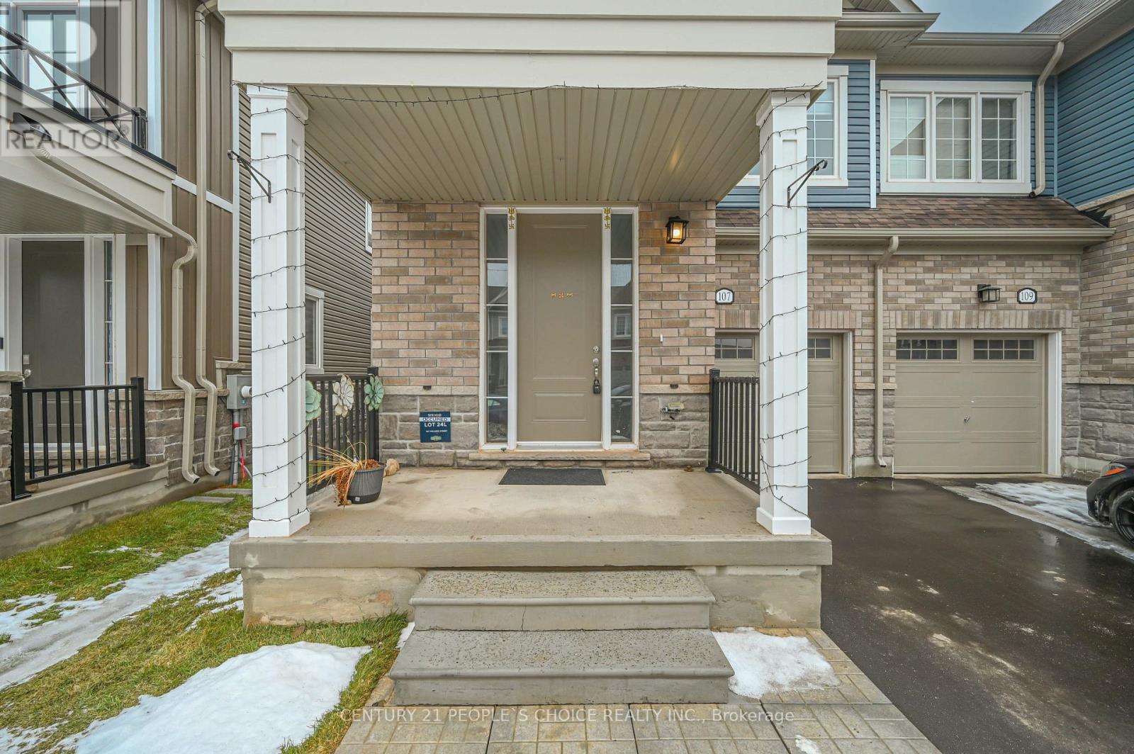 107 Molozzi Street, Erin, Ontario  N0B 1T0 - Photo 3 - X12911332