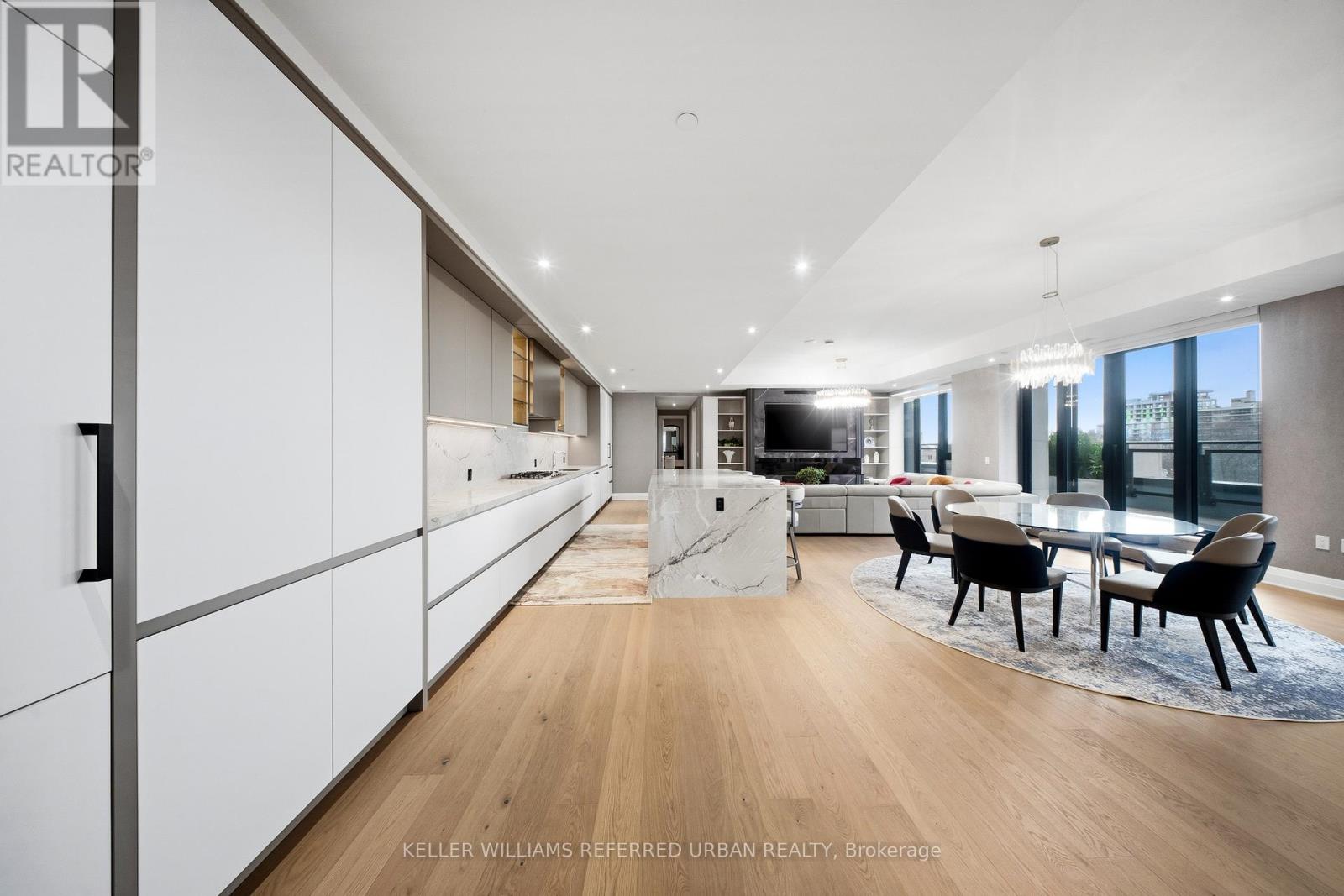 607 - 2 Forest Hill Road, Toronto, Ontario  M4V 0B7 - Photo 5 - C12745404