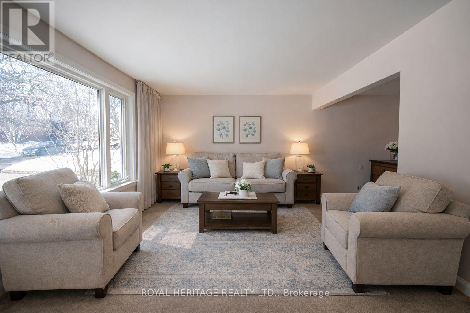 17 Kingswell Crescent, Toronto, Ontario  M1L 3E2 - Photo 3 - E12898464